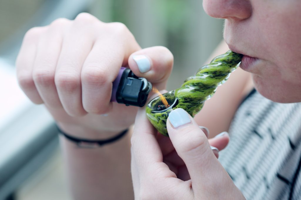 How To Smoke Hash In A Bowl Or Pipe