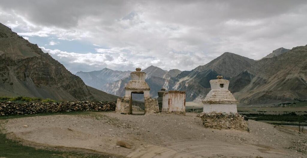 Nepalese Temple Ball Hash History