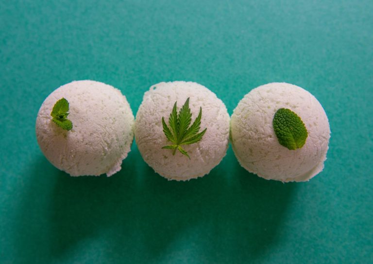 How to Make Cannabis-Infused Bath Bombs at Home