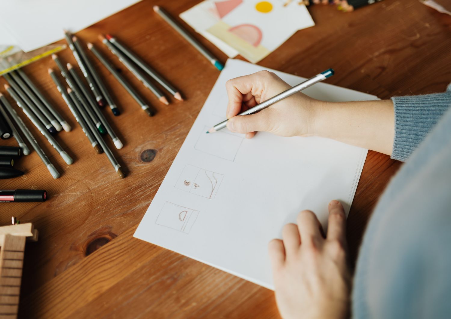 How Blue Dream Enhances Visual Arts and Painting Sessions